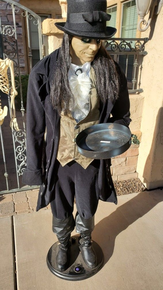 Vintage Halloween Butler Animatronic