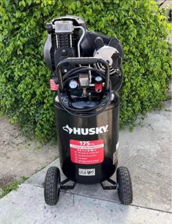 Husky 30 Gal. 175 PSI Oil Lubed Belt Drive Portable Vertical Electric Air Compressor