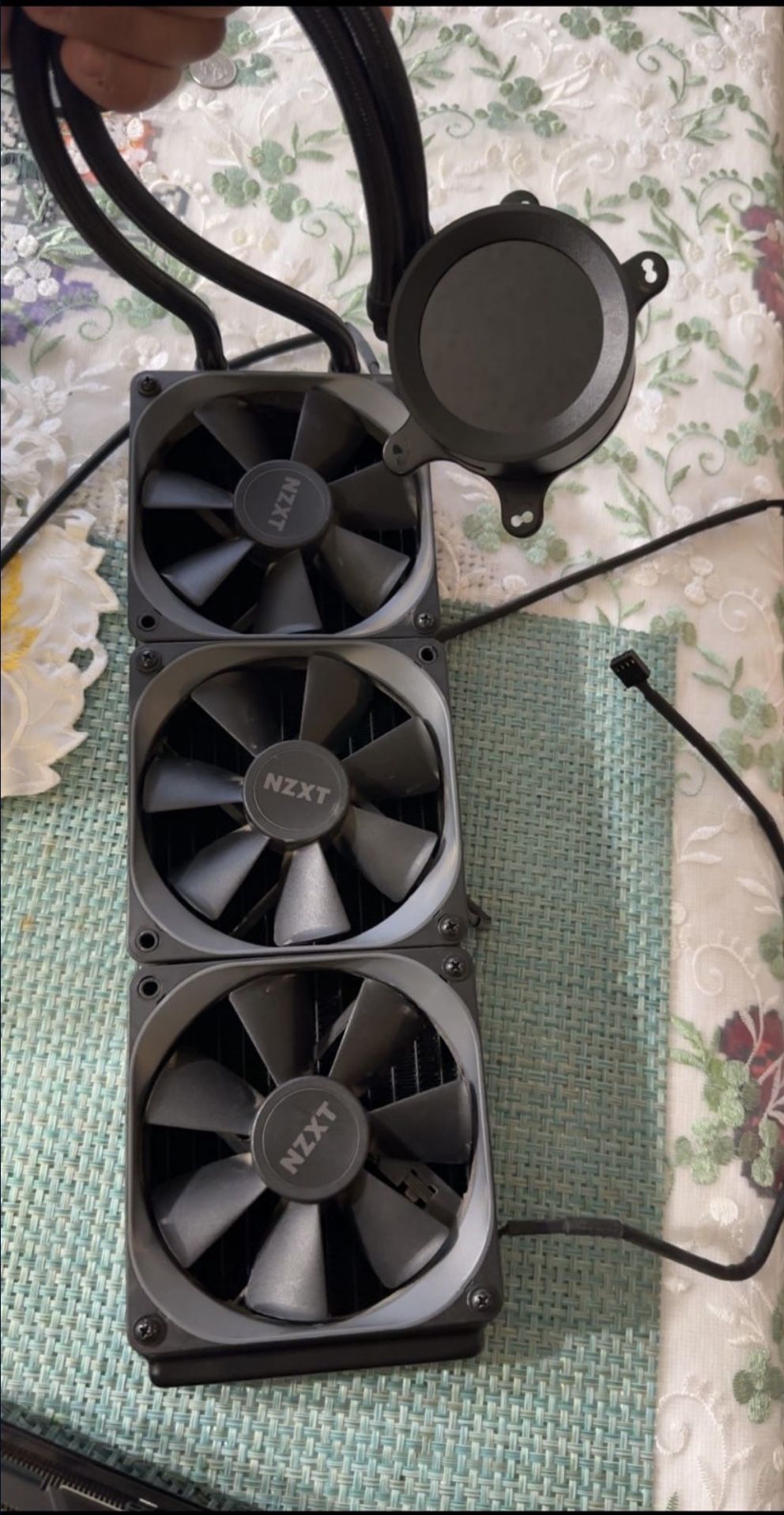 Nzxt Kraken Z73 for Sale in Delano, CA - OfferUp