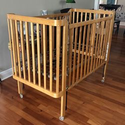 Full Size Wooden Crib