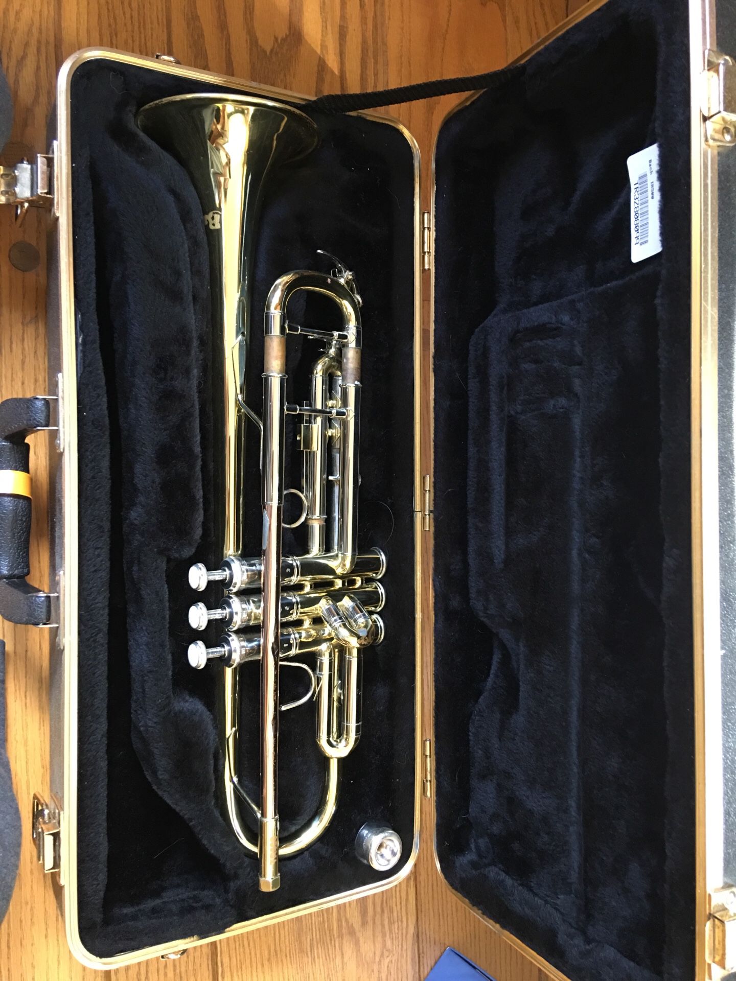 Used Bach student trumpet