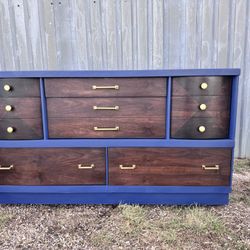 Vintage MCM Mid Century Modern Dresser, Media Center, TV Stand, Entry or Console Table.