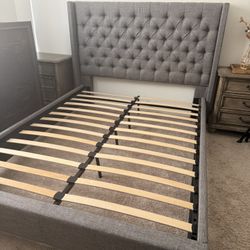 Upholstered Queen Bed Frame 