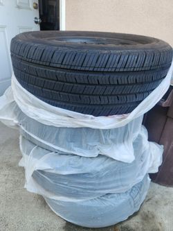 4 ARIZONIAN TIRES IN VEEY GOOD CONDITION!