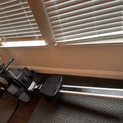 Xterra Rowing machine