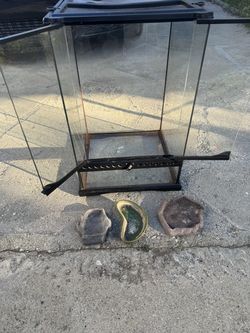 Reptile cage