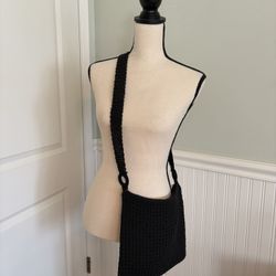 Hillary & Hanson Black Woven Crossbody Shoulder Bag