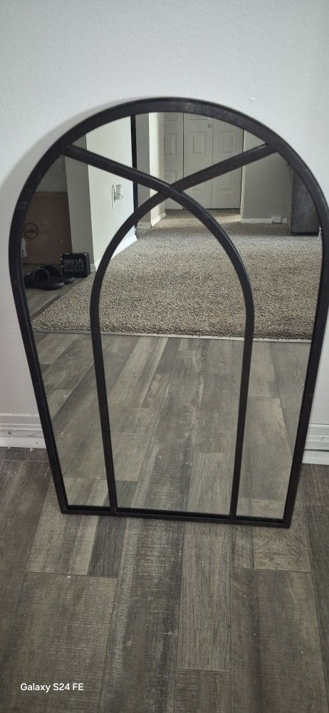 Rustic Metal Arched Cathedral Window Mirror Decor, Has Some Weight To It. Great Condition $10