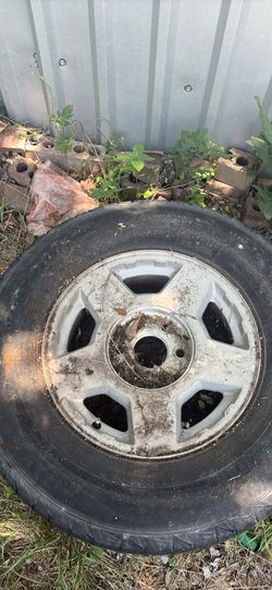 3 tires 250 y un cajón de troca150