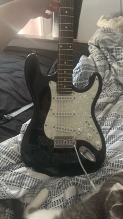 Electric Guitar, spectrum, strat, black and white