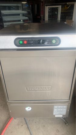 HOBART Dishwasher
