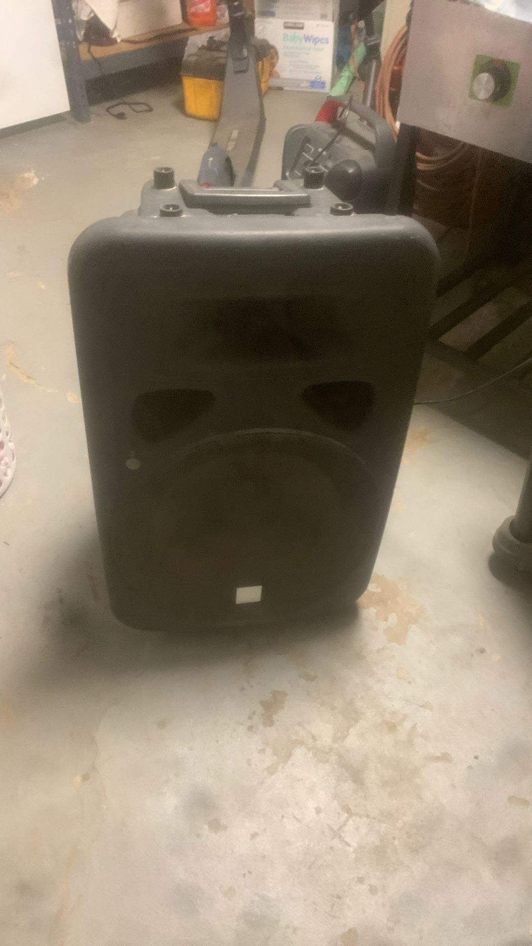 Dj Pa Speaker Used Only One Time Good Just A little Dirty Takes Bluetooth 
