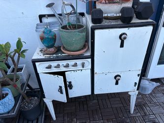 Vintage oven