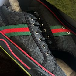 Gucci Shoes 