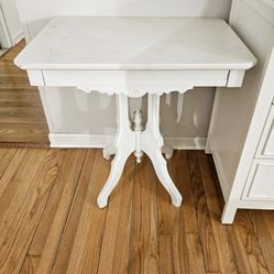 End table