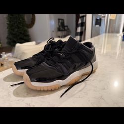 Jordan 11 Retro Low