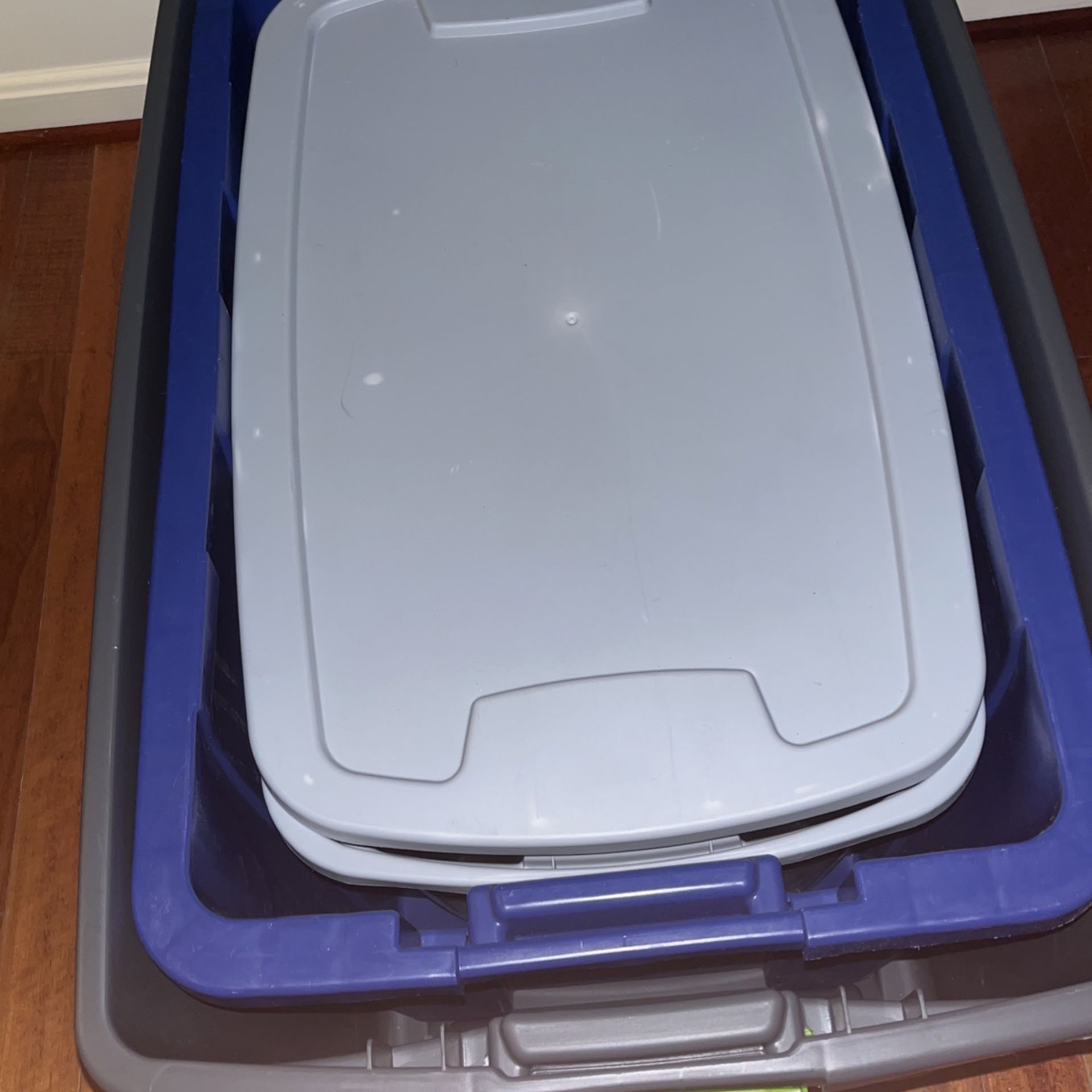 Sturdy, Barely Used storage Containers