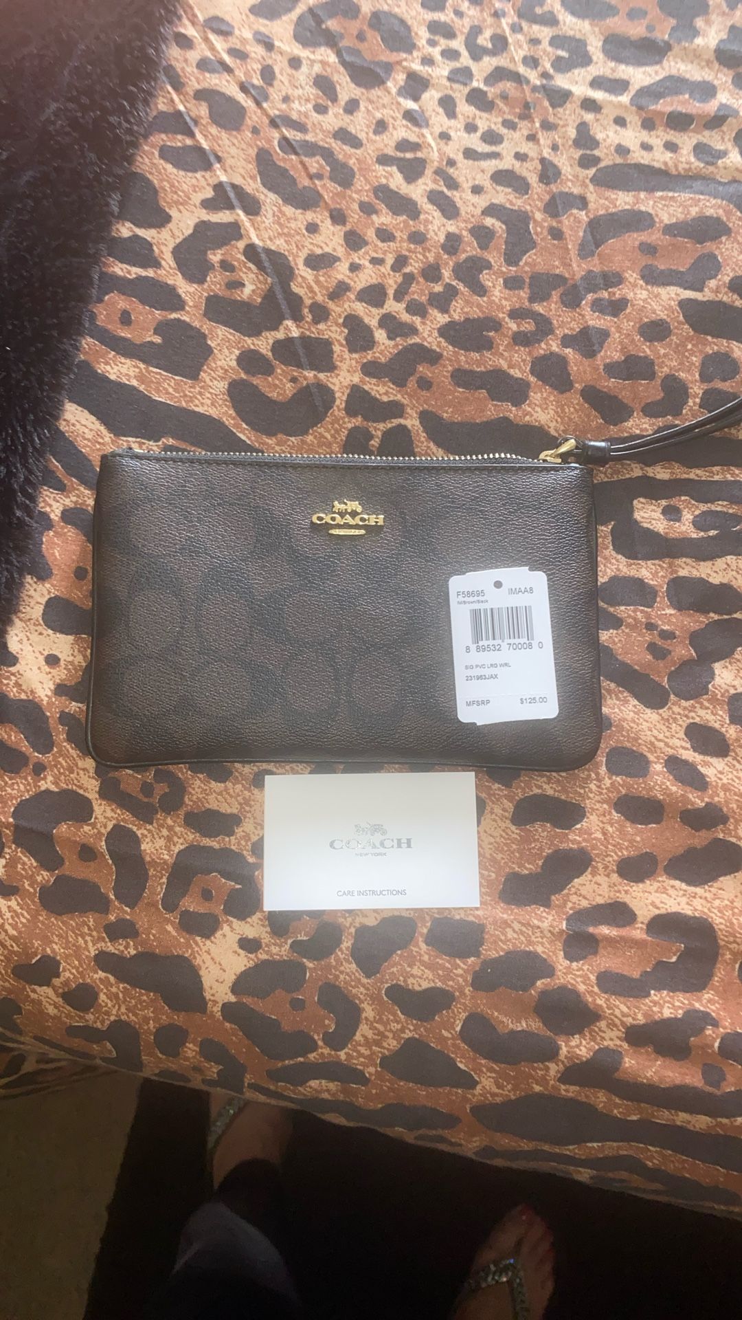 Brand New COACH handwallet With Strap 