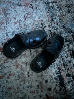 Black Dr.martens