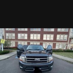 2017 Ford Expedition