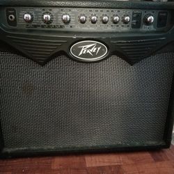 Peavy VYPYR 75watts Guitar Amp