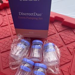 Lansinoh DiscreetDuo Extra Pumping Set with 6 Extra Bottles 