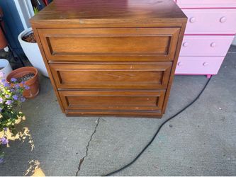Dresser