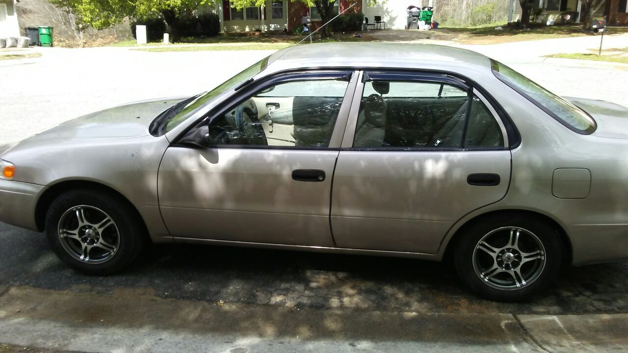 2000 Toyota corolla