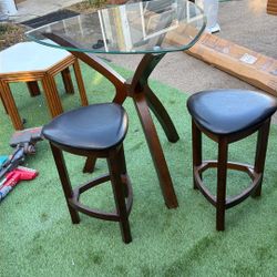 Glass Table And 2 Stools
