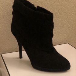 Jennifer Lopez JLO Booties WMS 6.5 Black