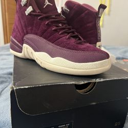 Air Jordans 12 Retro Bordeaux  SIZE 6Y