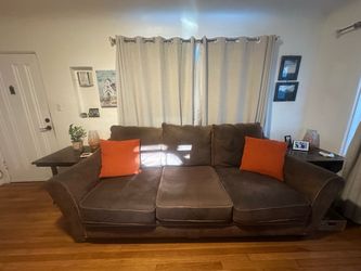 FREE Couch