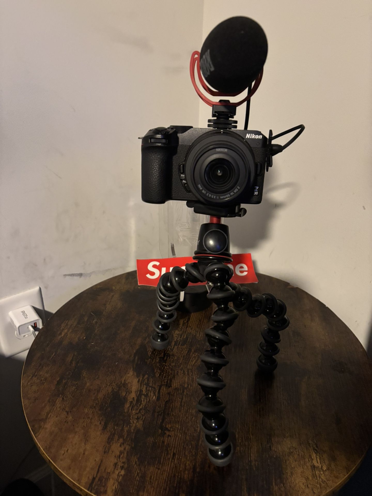 Nikon z30 DSLR 4K Camera