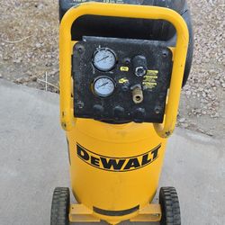 Dewalt 15-gallon 225psi Compressor. 