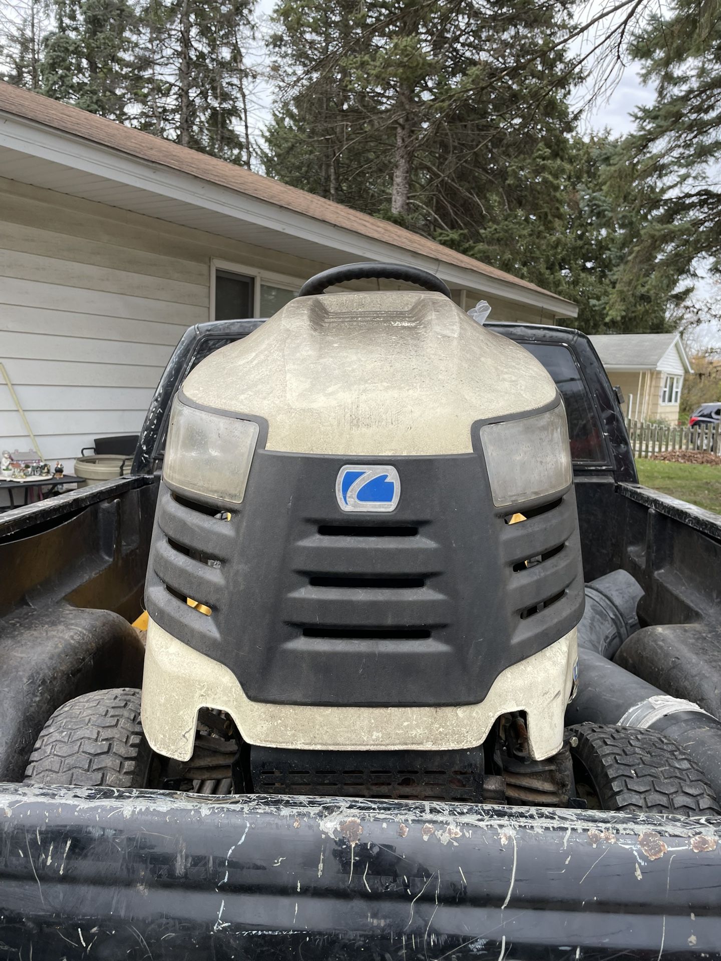 Cub Cadet Riding Lawnmower