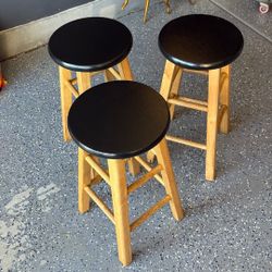 Bar/Stools (3)