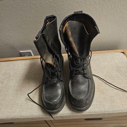 Red wings boots