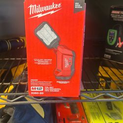 Multi- Directional Flood Ligt $70 Tool Only 