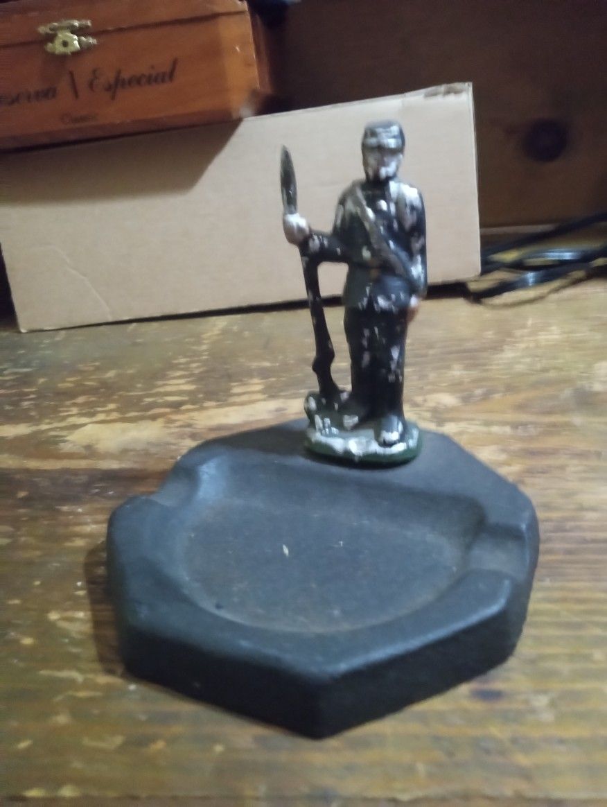 VTG Cast Iron Union Soldier Ashtray