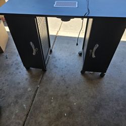 Brand New Nail Station