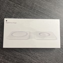 NEW Apple MagSafe Duo Charger 