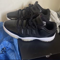 Jordan 11s