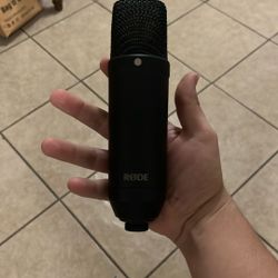 Rode NT1 Microphone 