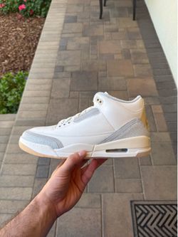 Jordan 3 Craft Ivory size 11