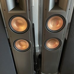 Klipsch Floor standing speaker RF82