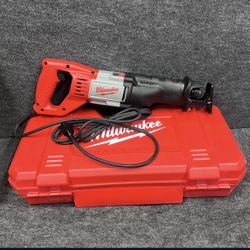 Milwaukee (6519-30) 12 Amp SAWZALL Reciprocating Saw with Case