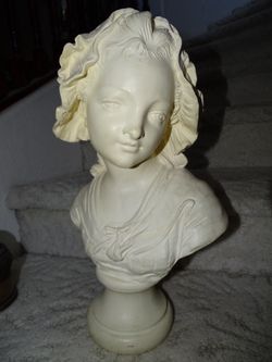 Italian Lady Bust 