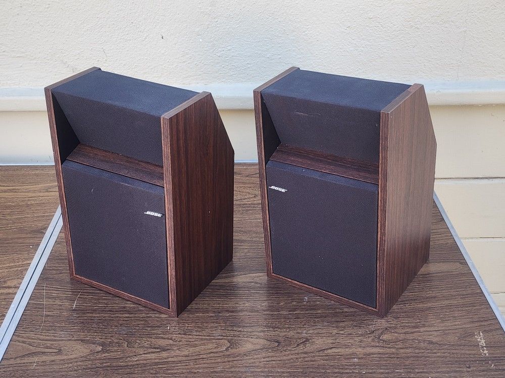 BOSE HOME STEREO SPEAKERS