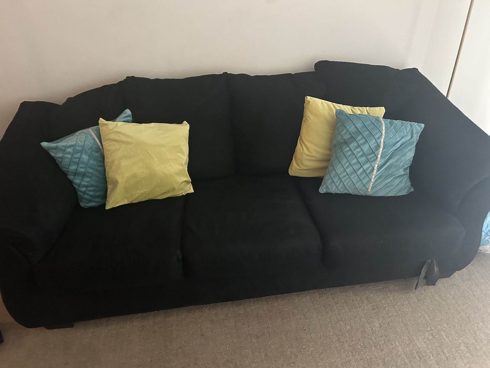 Couch Need Gone Asap