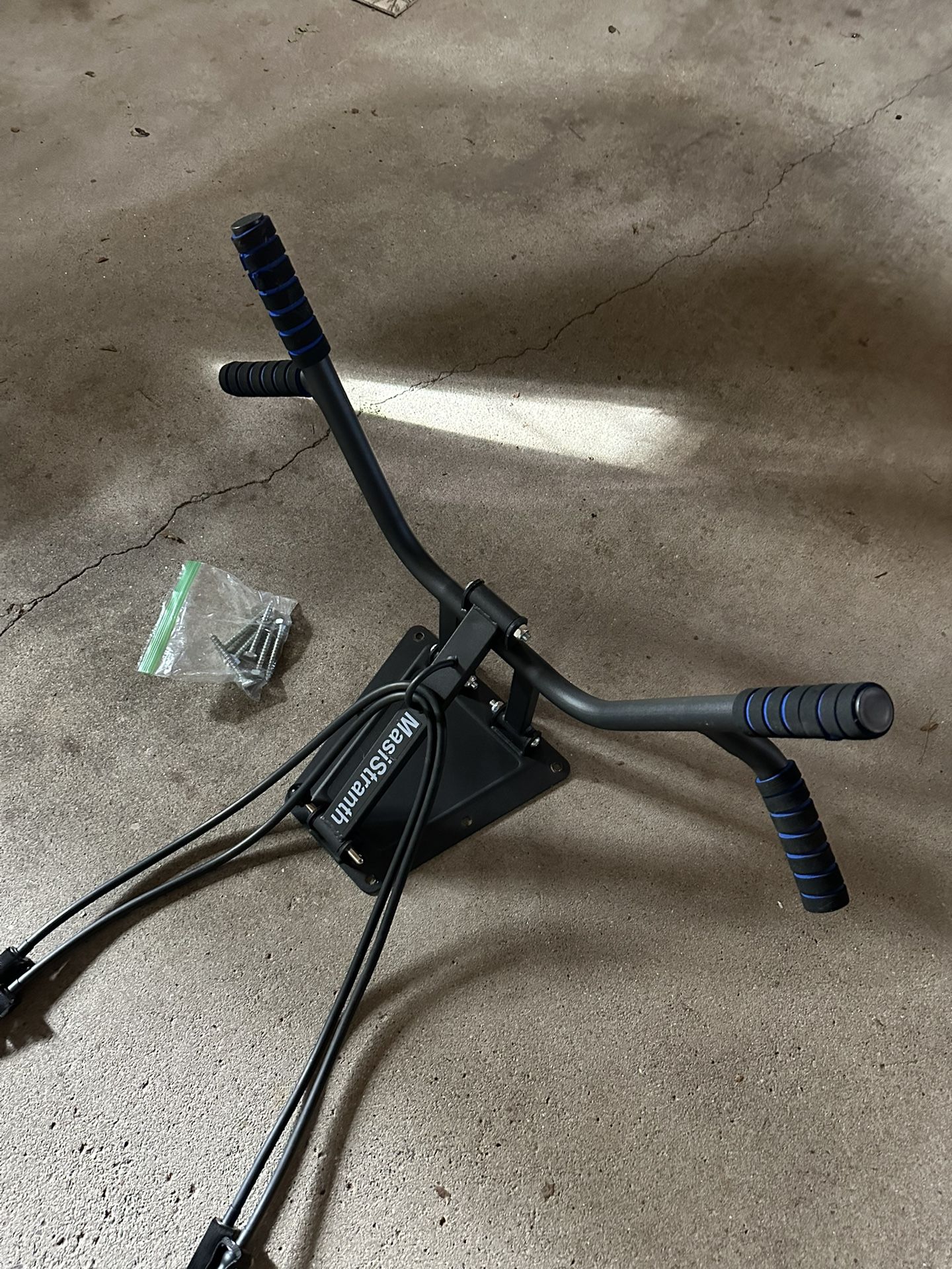 Wall Mounted Pull up Bar